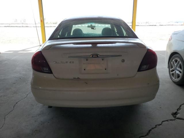 2003 Ford Taurus SE