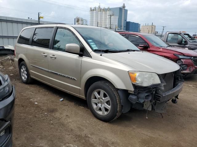 2013 Chrysler Town & Country Touring