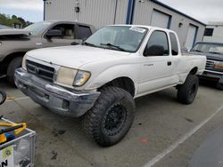 Salvage cars for sale from Copart Vallejo, CA: 2000 Toyota Tacoma Xtracab