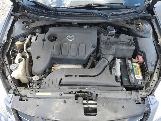 2010 Nissan Altima Base