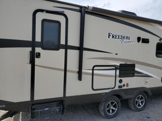 2016 Coachmen Freedom EX