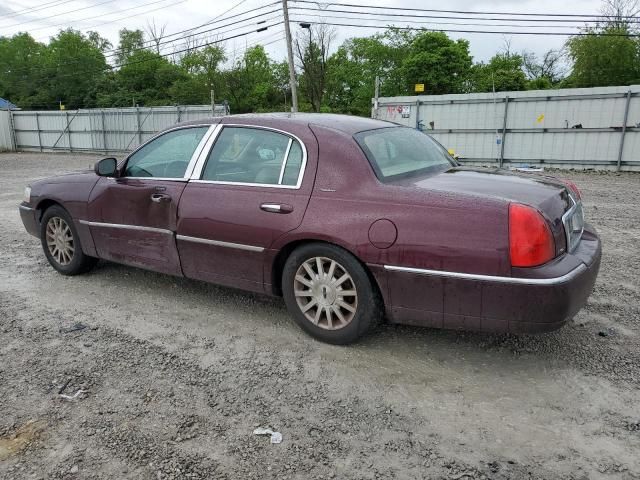 2007 Lincoln Town Car Signature