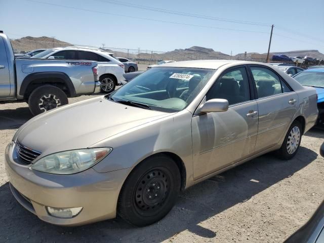 2005 Toyota Camry LE