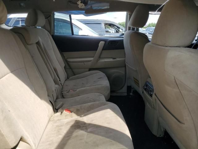 2011 Toyota Highlander Base