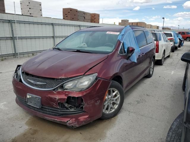 2020 Chrysler Voyager LXI