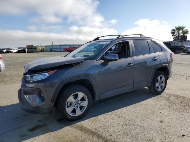 2020 Toyota Rav4 XLE