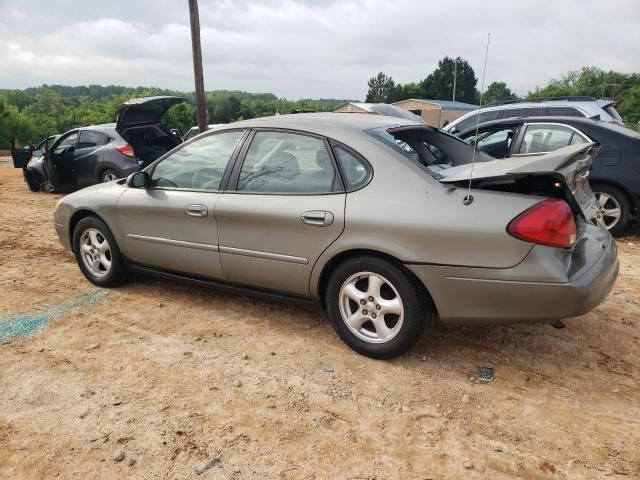 2003 Ford Taurus SE