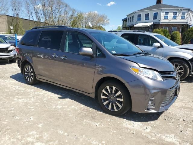 2019 Toyota Sienna XLE