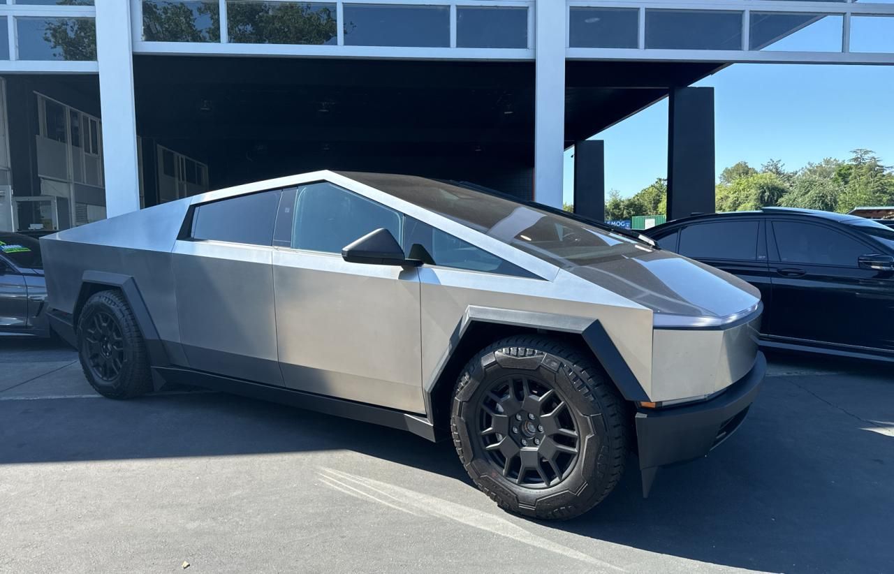 2024 Tesla Cybertruck For Sale in Sacramento, CA Lot #54939***