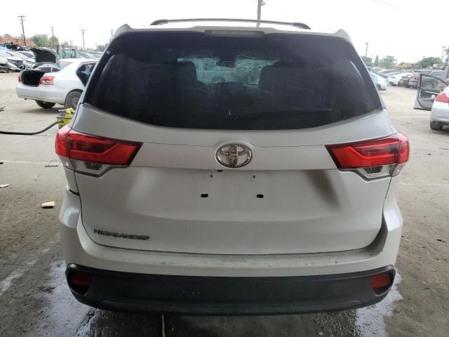 2018 Toyota Highlander LE