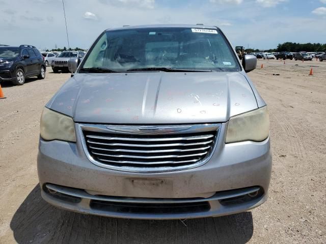 2013 Chrysler Town & Country Touring