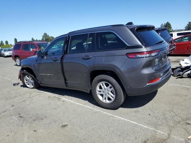 2022 Jeep Grand Cherokee Laredo