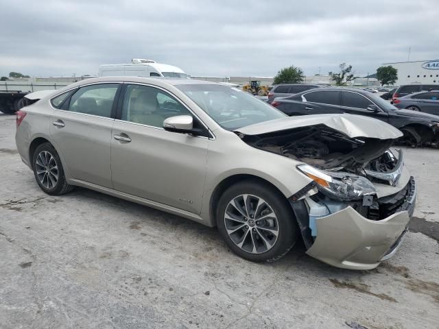 2017 Toyota Avalon Hybrid