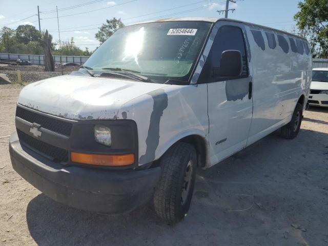 2004 Chevrolet Express G2500