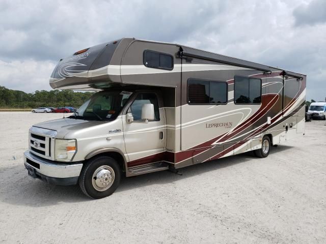 2014 Ford Econoline E450 Super Duty Cutaway Van