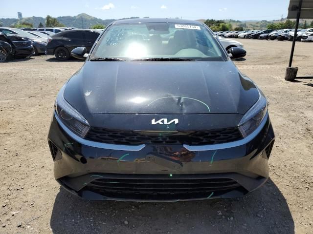 2023 KIA Forte LX