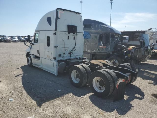 2022 Freightliner Cascadia 126