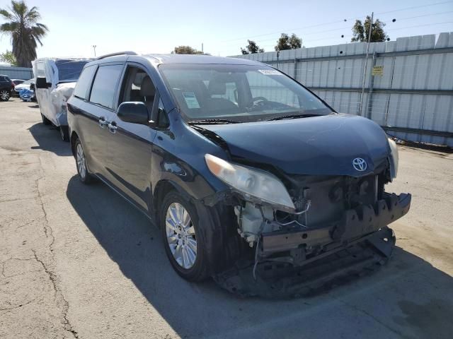 2011 Toyota Sienna XLE