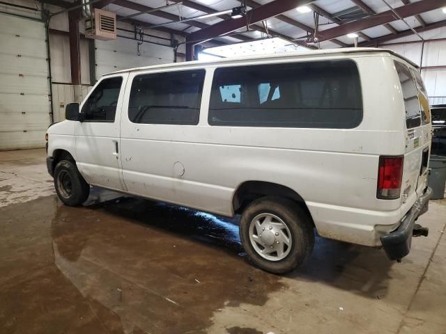 2014 Ford Econoline E350 Super Duty Wagon