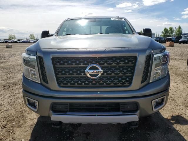 2016 Nissan Titan XD SL