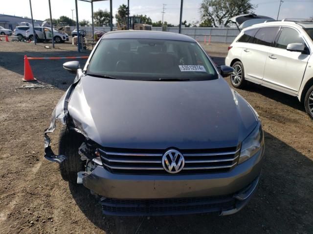 2012 Volkswagen Passat SE