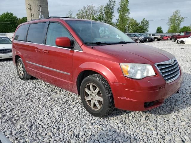 2009 Chrysler Town & Country Touring