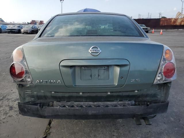 2004 Nissan Altima Base