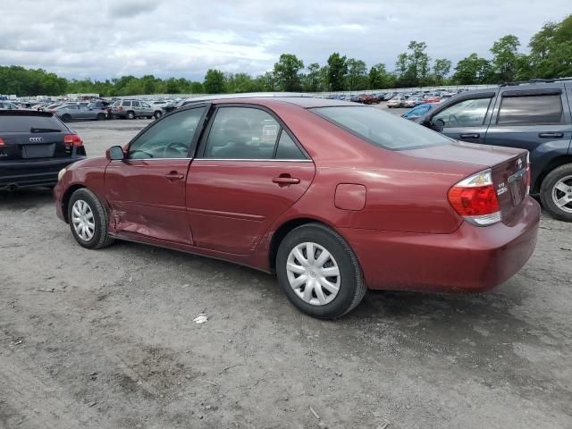 2005 Toyota Camry LE