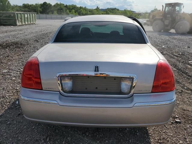 2008 Lincoln Town Car Signature Limited