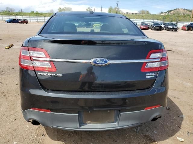 2015 Ford Taurus SEL