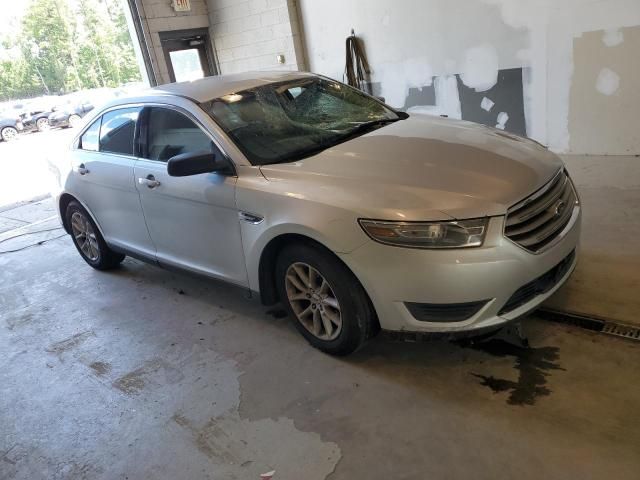 2013 Ford Taurus SE