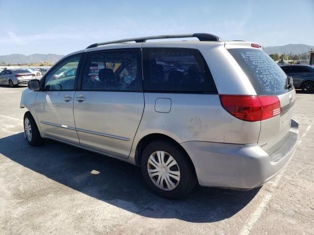 2004 Toyota Sienna CE