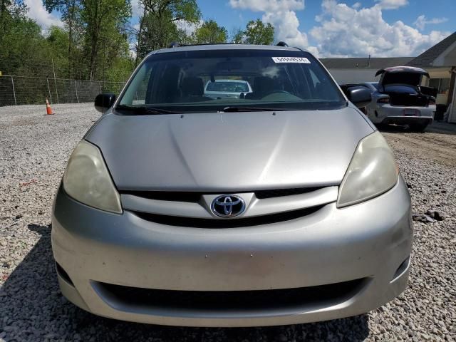 2007 Toyota Sienna CE