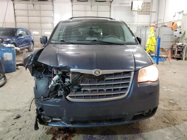 2008 Chrysler Town & Country Touring