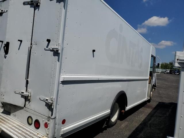 1999 Freightliner Chassis M Line WALK-IN Van