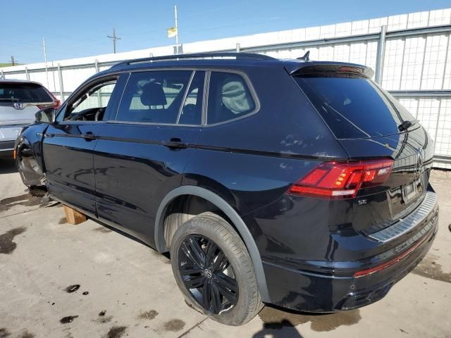 2022 Volkswagen Tiguan SE R-LINE Black