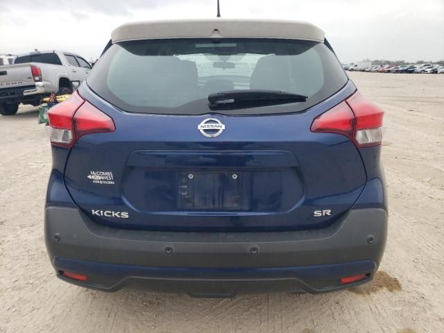 2020 Nissan Kicks SR