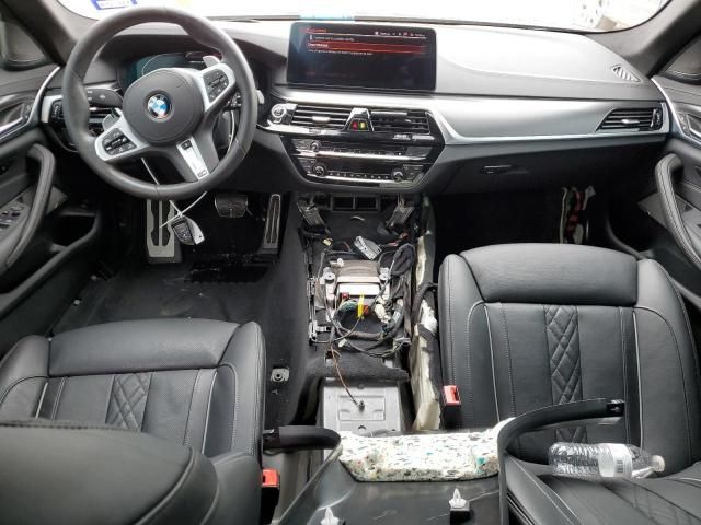 2022 BMW M550XI