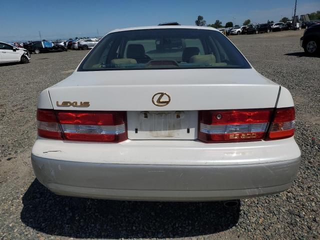 2000 Lexus ES 300