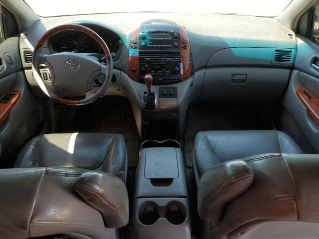 2006 Toyota Sienna XLE