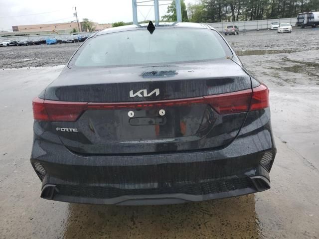 2023 KIA Forte LX