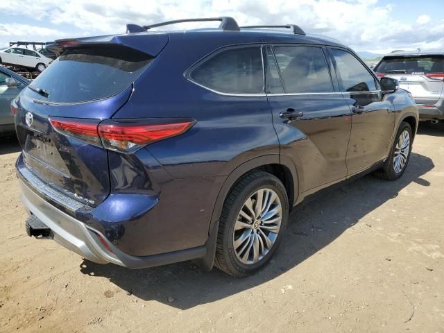 2022 Toyota Highlander Platinum