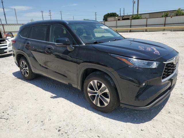 2020 Toyota Highlander XLE