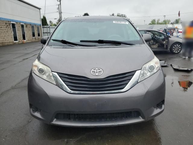 2012 Toyota Sienna LE