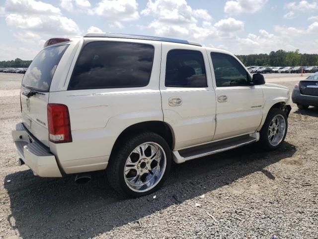 2004 Cadillac Escalade Luxury