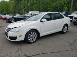Salvage cars for sale at East Granby, CT auction: 2010 Volkswagen Jetta SE