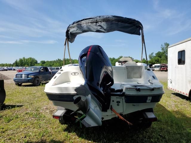 2019 Tahoe Boat