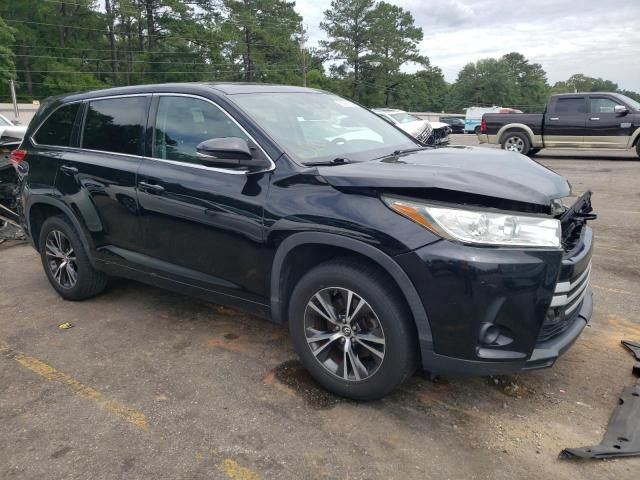 2018 Toyota Highlander LE