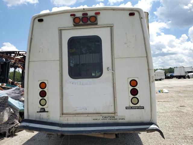 2005 Ford Econoline E350 Super Duty Cutaway Van