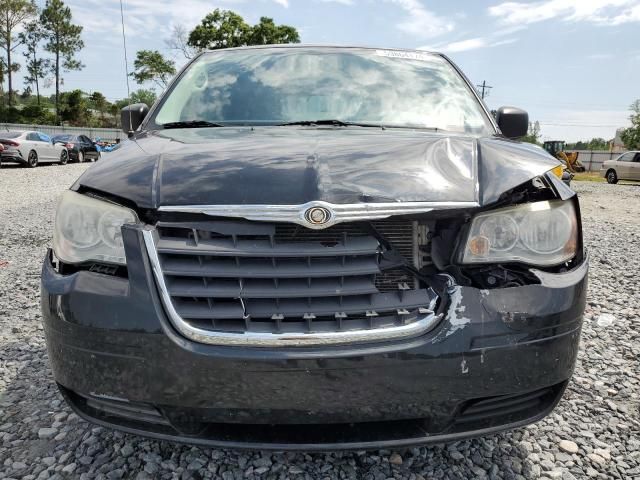 2008 Chrysler Town & Country LX